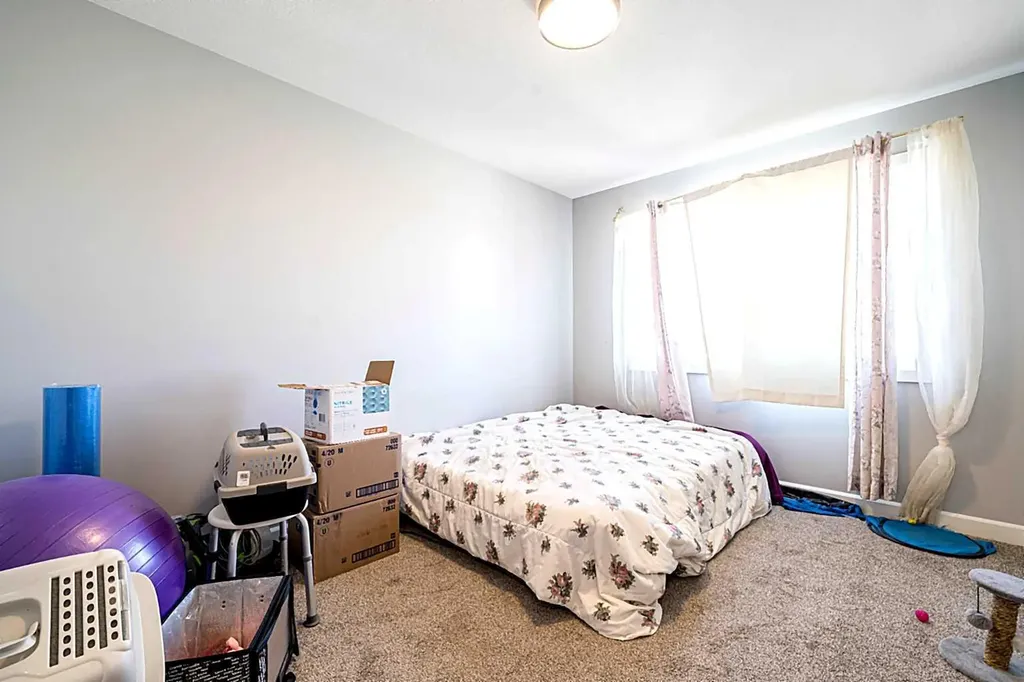 17 & 21 Sage Brush Avenue Taber AB T1G 0E8