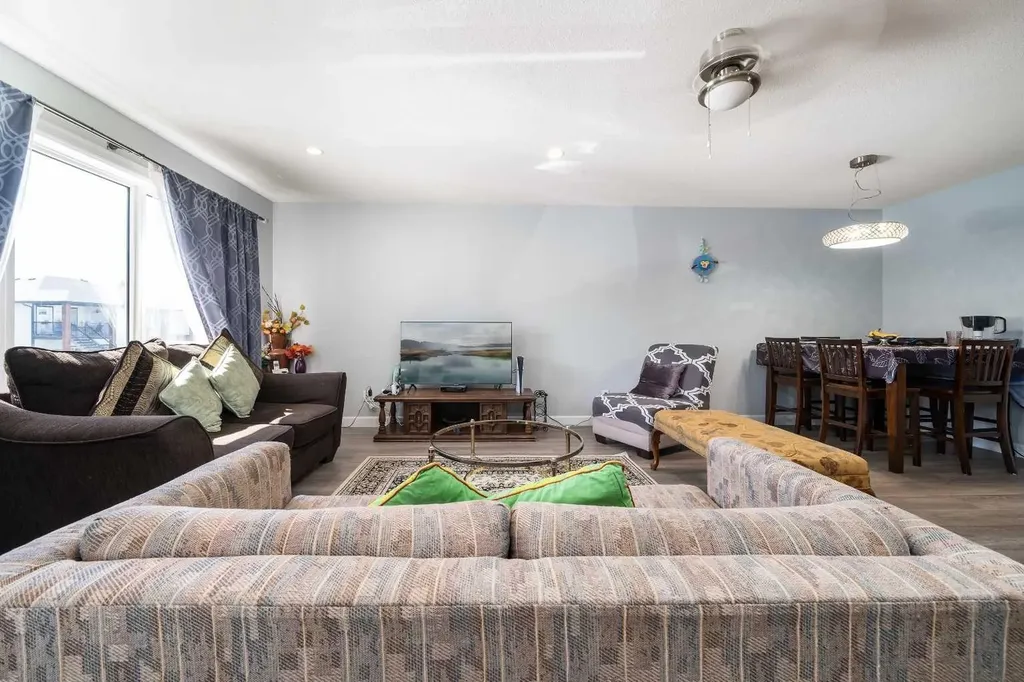 17 & 21 Sage Brush Avenue Taber AB T1G 0E8