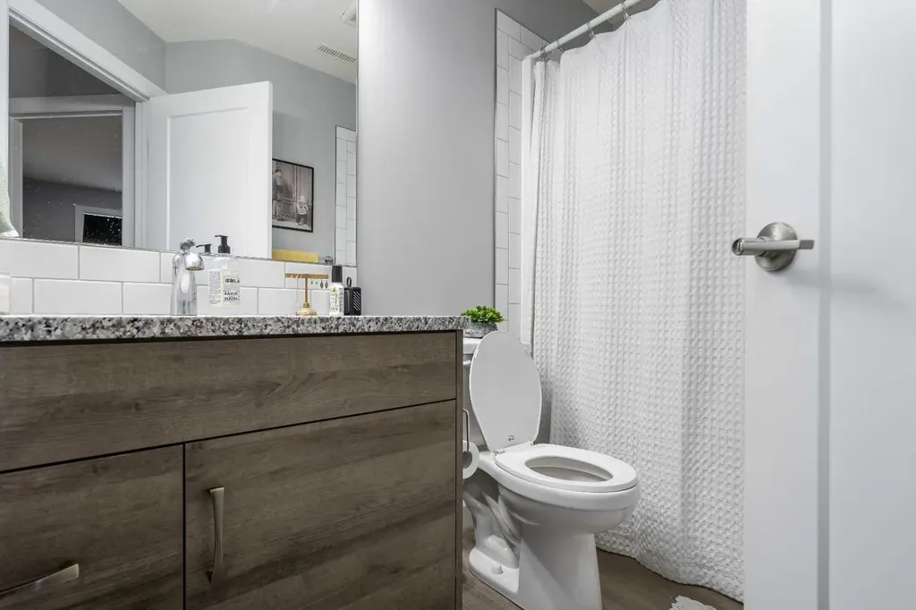 17 & 21 Sage Brush Avenue Taber AB T1G 0E8