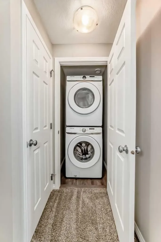35 Lucas Terrace NW Calgary AB T3P1P9
