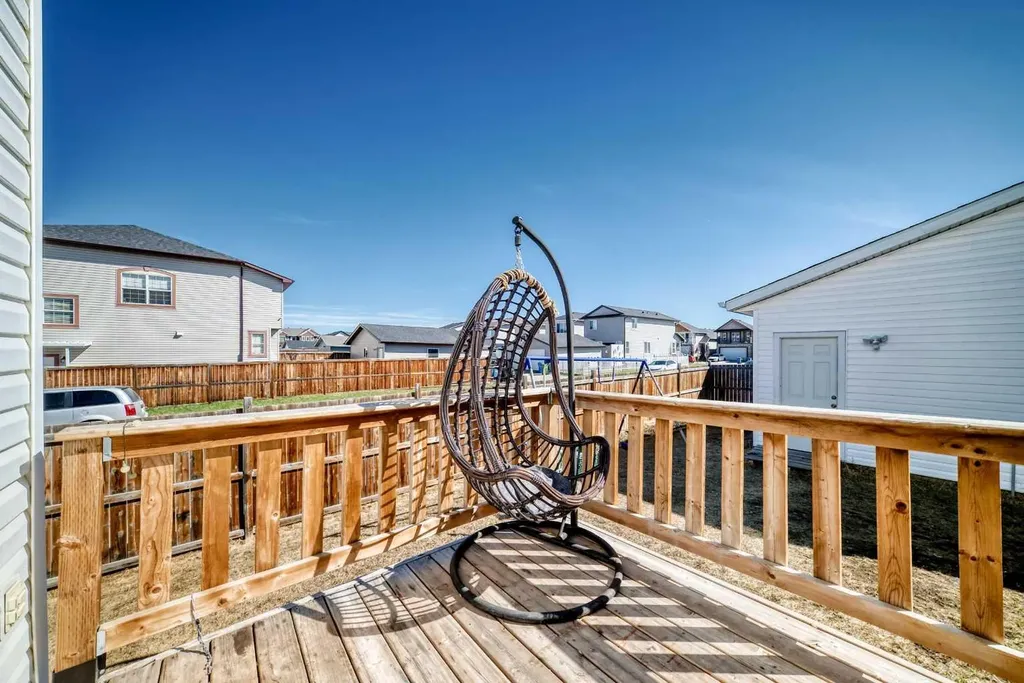 52 Taralake Street NE Calgary AB T3J0J5