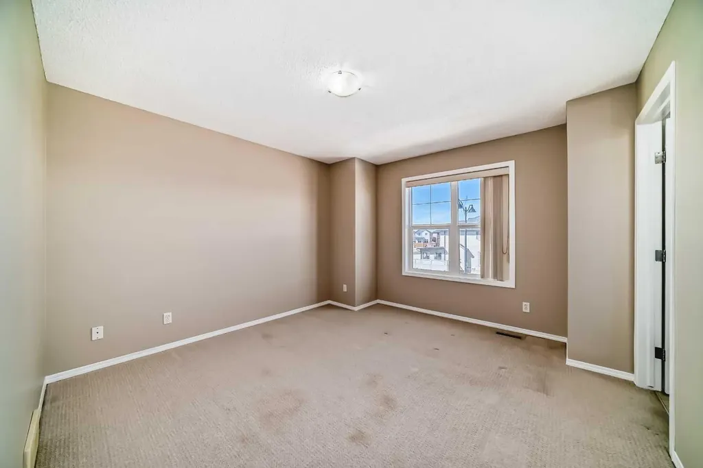 52 Taralake Street NE Calgary AB T3J0J5