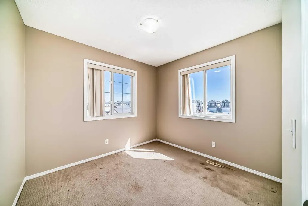 52 Taralake Street NE Calgary AB T3J0J5