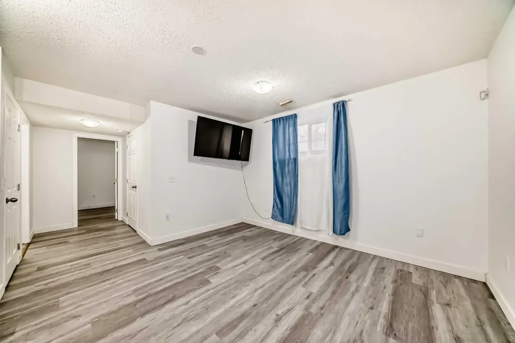 52 Taralake Street NE Calgary AB T3J0J5