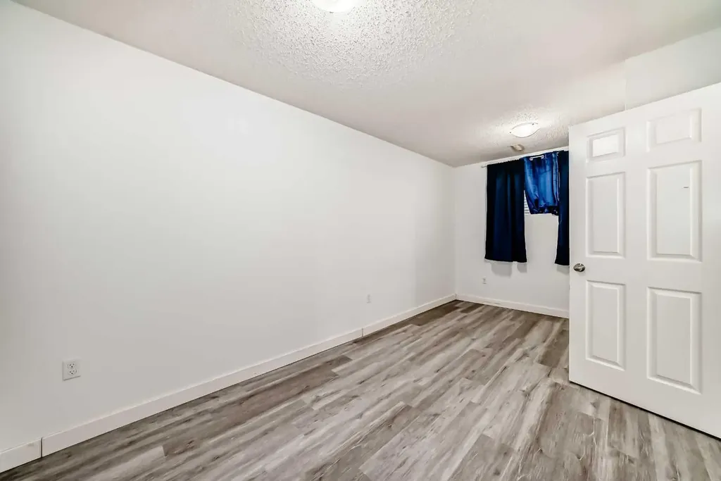 52 Taralake Street NE Calgary AB T3J0J5