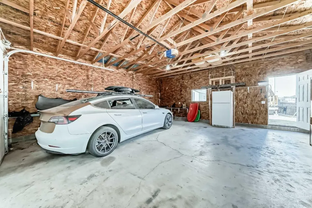 52 Taralake Street NE Calgary AB T3J0J5