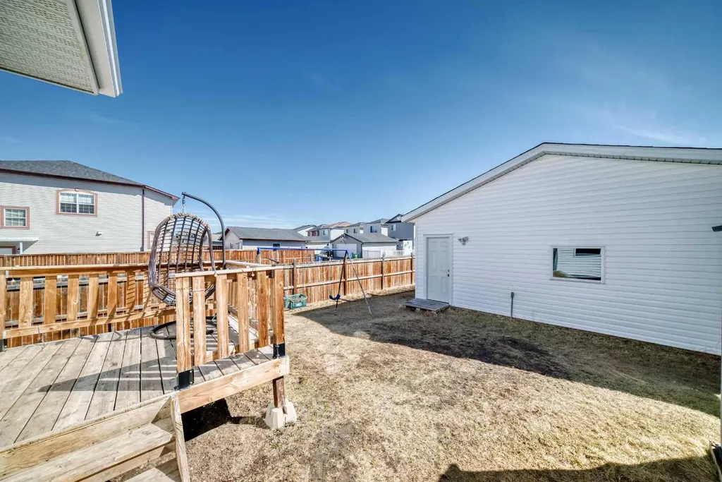 52 Taralake Street NE Calgary AB T3J0J5