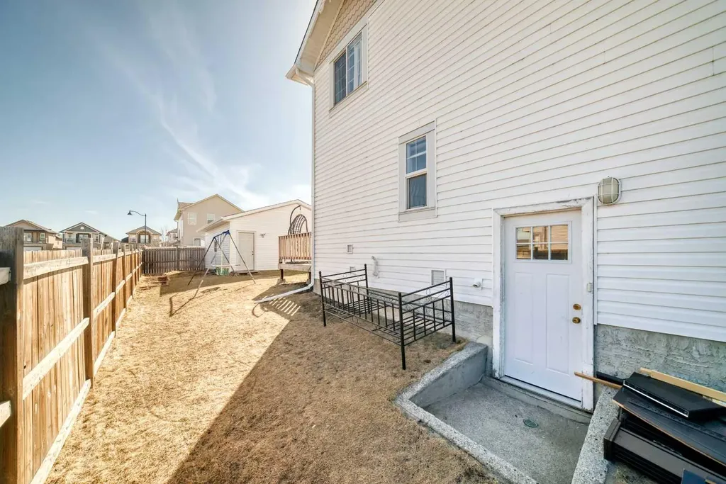52 Taralake Street NE Calgary AB T3J0J5