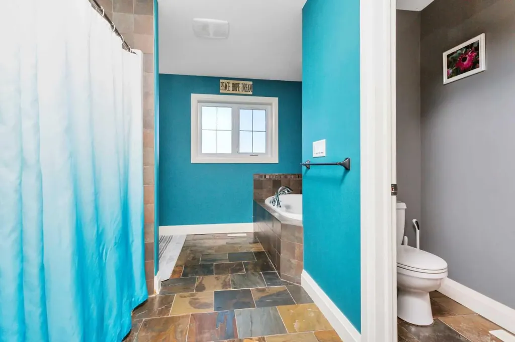 17 Coachill Street Blackfalds AB T4M 0A9