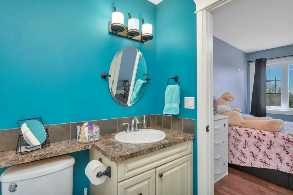 17 Coachill Street Blackfalds AB T4M 0A9