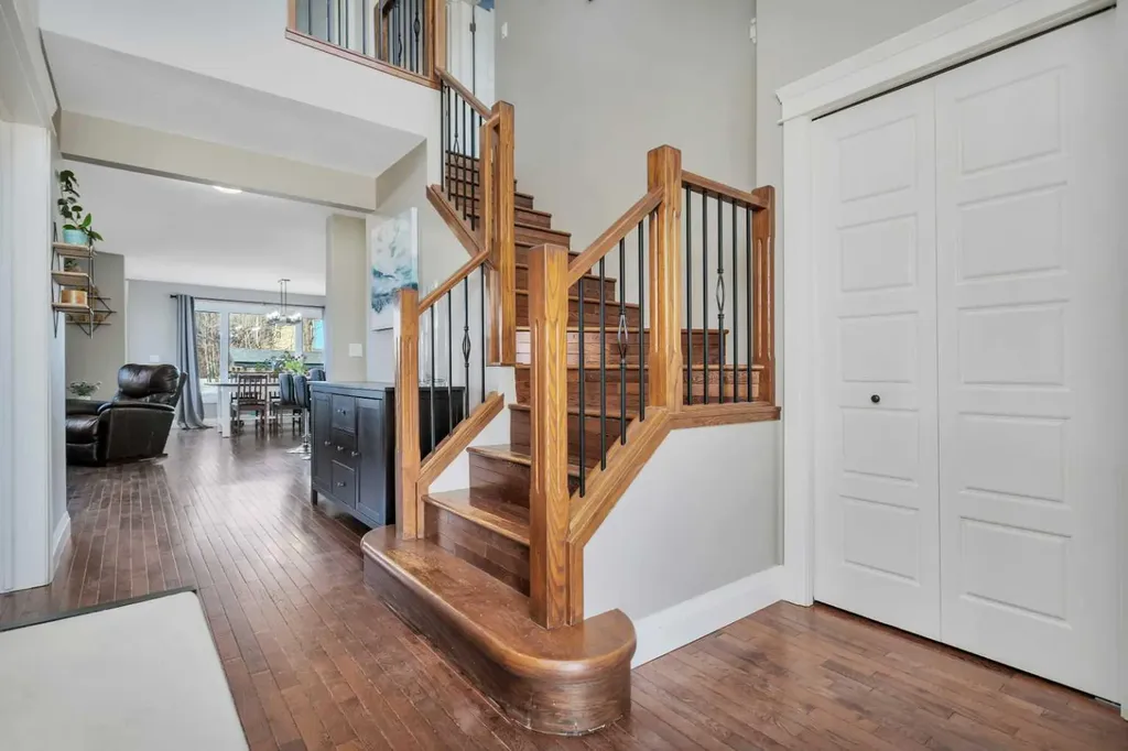 17 Coachill Street Blackfalds AB T4M 0A9
