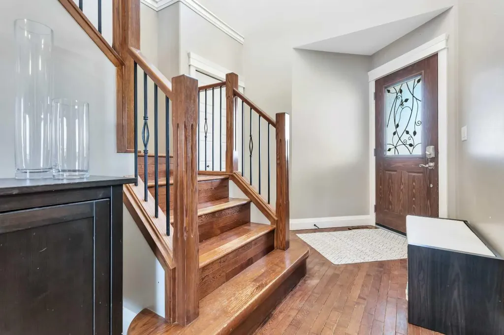 17 Coachill Street Blackfalds AB T4M 0A9