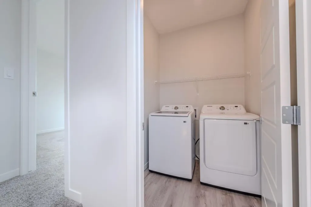 90 Edith Green NW Calgary AB T3R 2B5