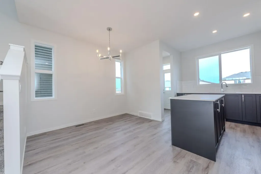 90 Edith Green NW Calgary AB T3R 2B5