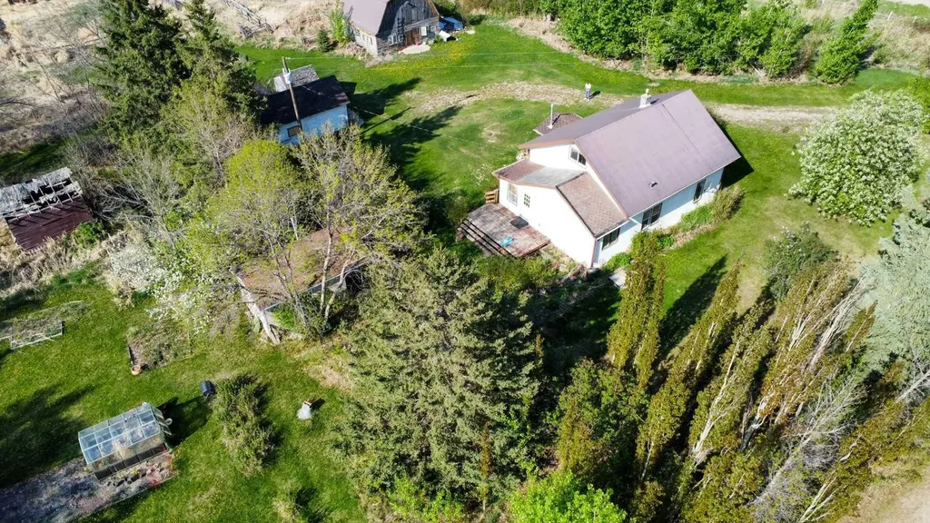 39020B Range Road 21 Rural Lacombe County AB T4E2M8