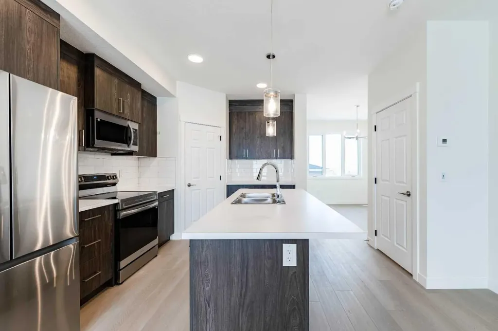 1921 Mccaskill Drive Crossfield AB T0M 0S0