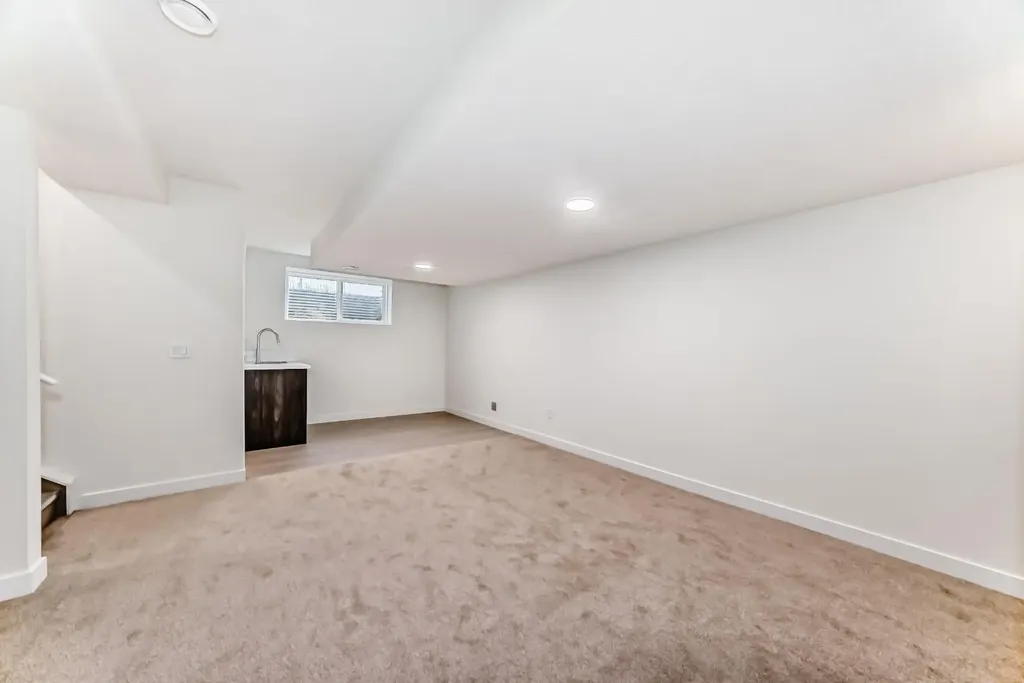 1921 Mccaskill Drive Crossfield AB T0M 0S0