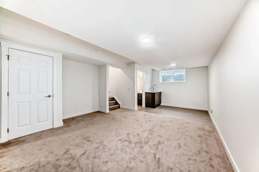 1921 Mccaskill Drive Crossfield AB T0M 0S0