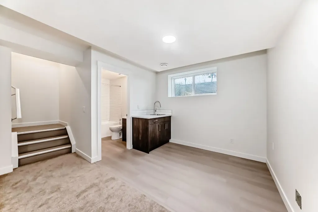 1921 Mccaskill Drive Crossfield AB T0M 0S0
