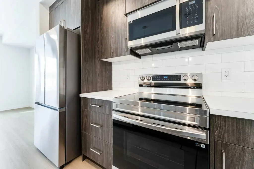 1921 Mccaskill Drive Crossfield AB T0M 0S0