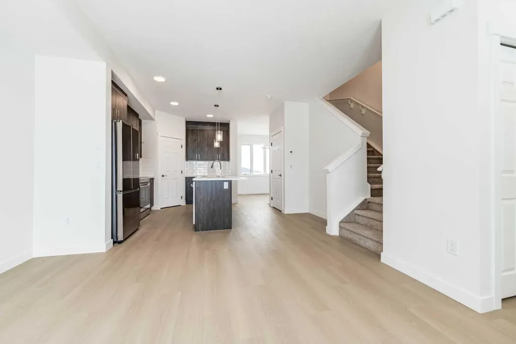 1921 Mccaskill Drive Crossfield AB T0M 0S0