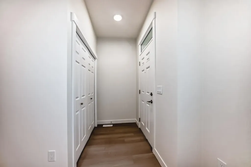 1921 Mccaskill Drive Crossfield AB T0M 0S0