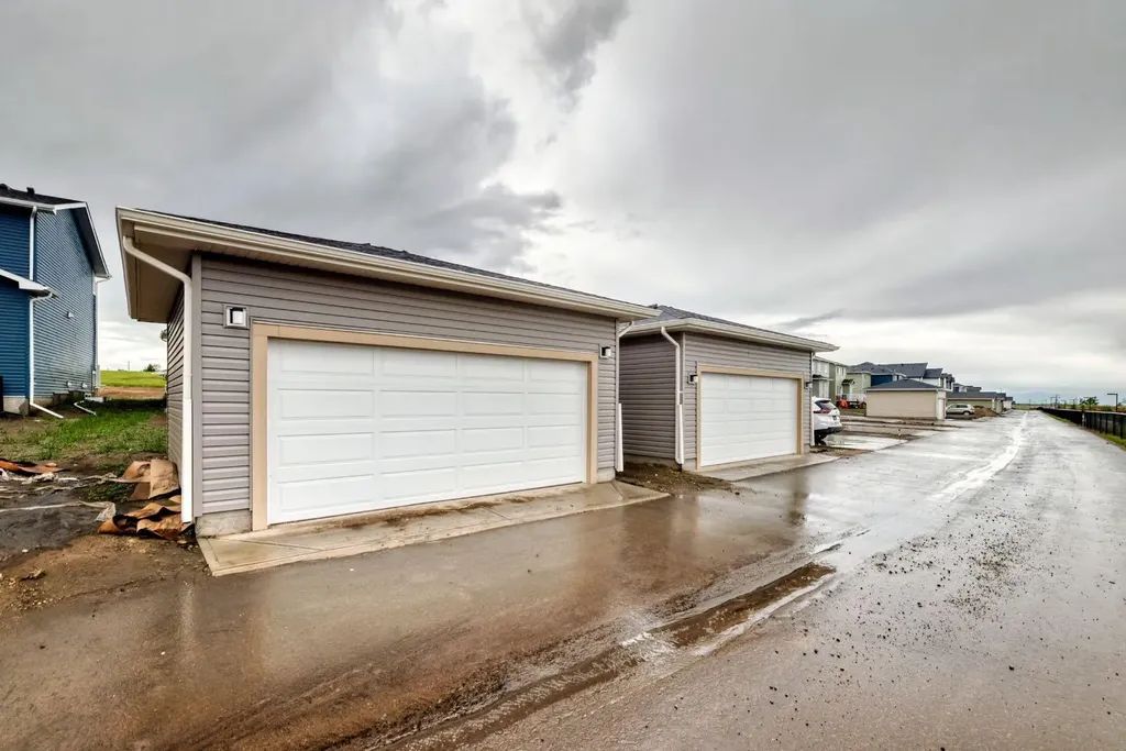 1921 Mccaskill Drive Crossfield AB T0M 0S0
