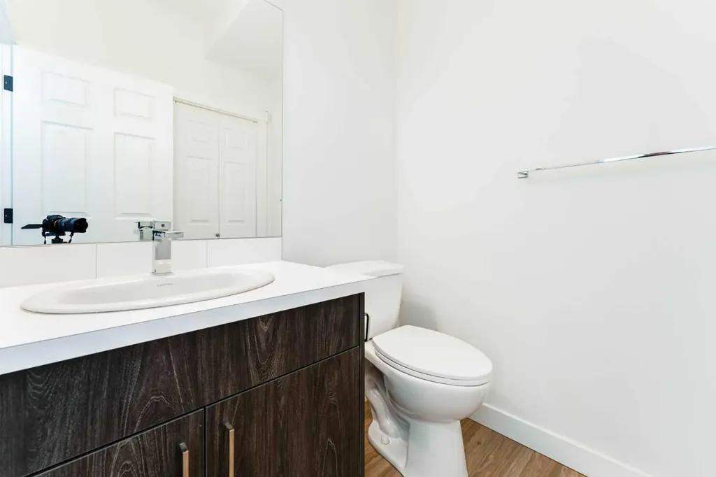 1921 Mccaskill Drive Crossfield AB T0M 0S0