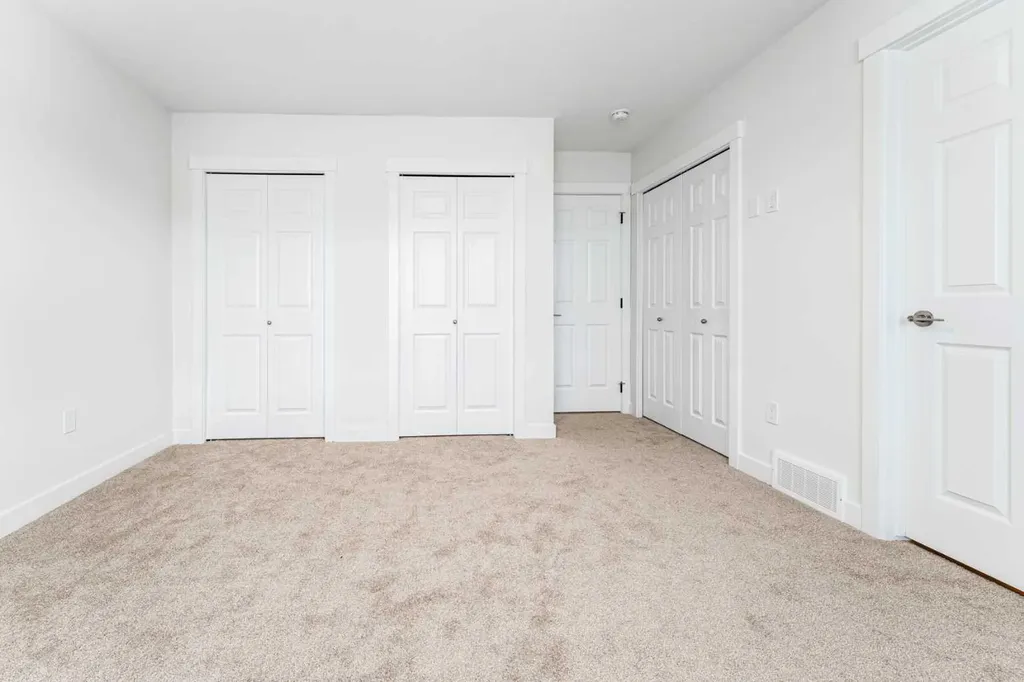 1921 Mccaskill Drive Crossfield AB T0M 0S0