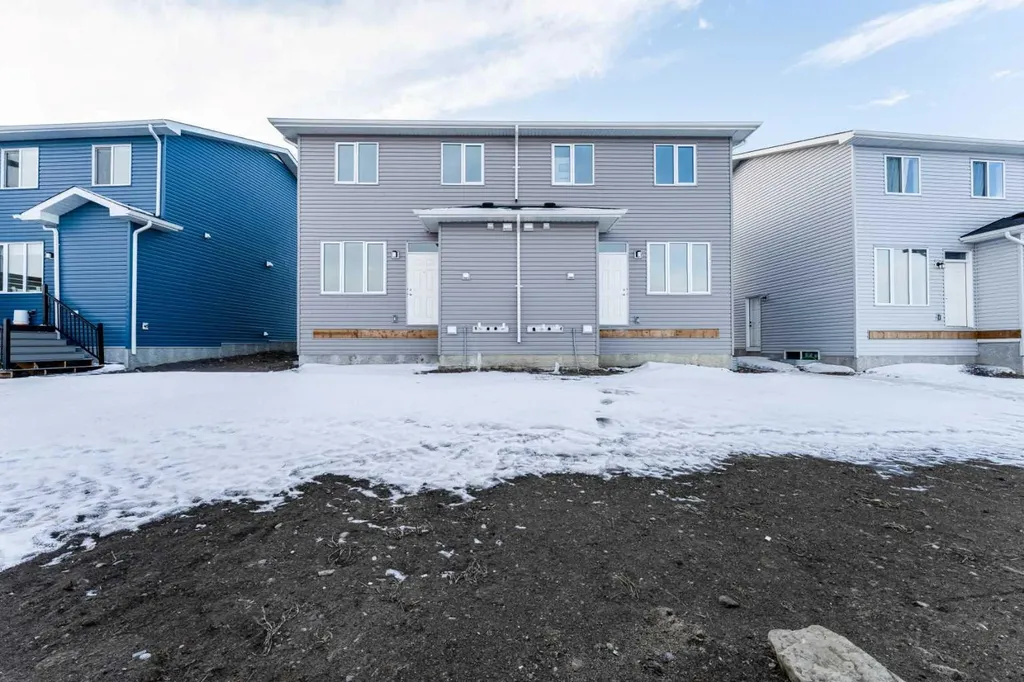 1921 Mccaskill Drive Crossfield AB T0M 0S0