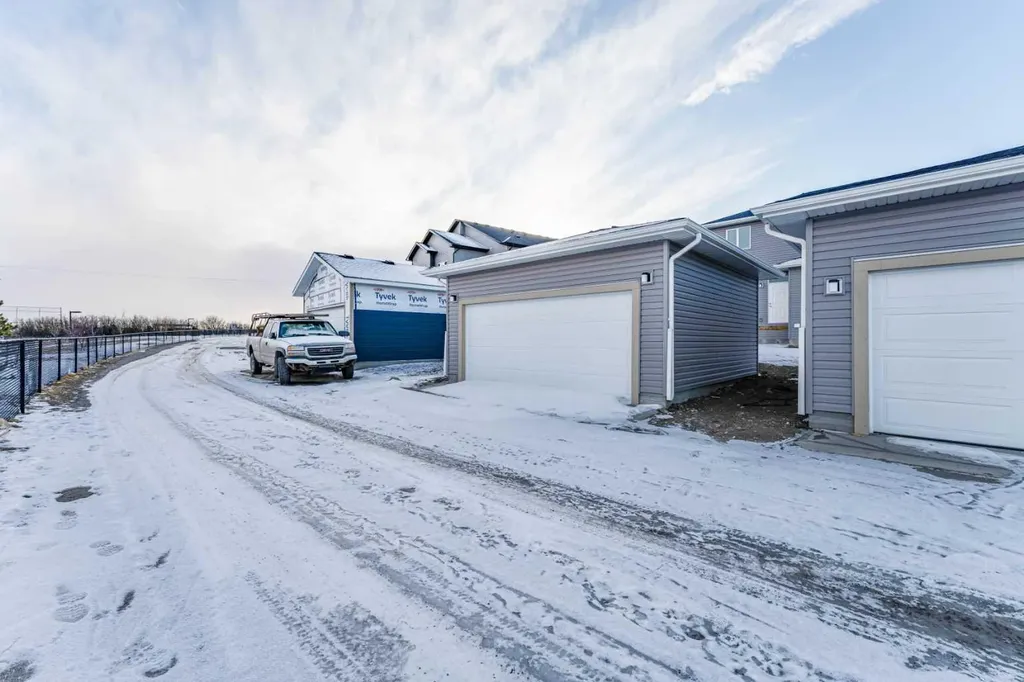 1921 Mccaskill Drive Crossfield AB T0M 0S0