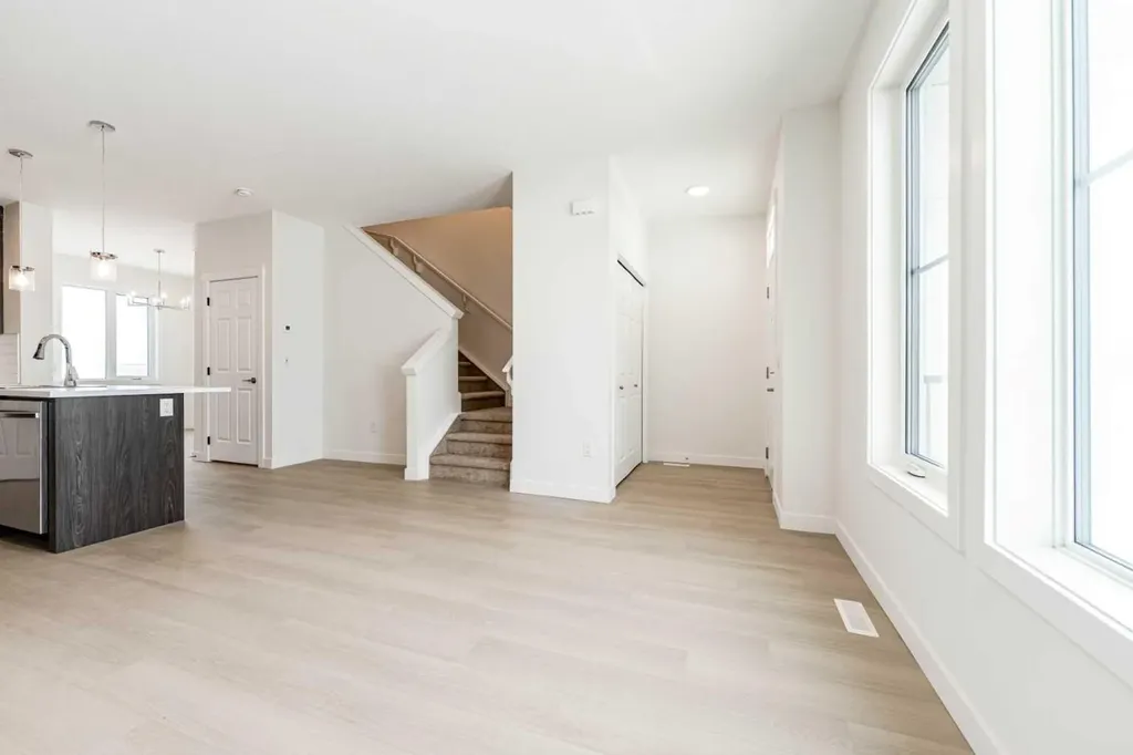 1921 Mccaskill Drive Crossfield AB T0M 0S0