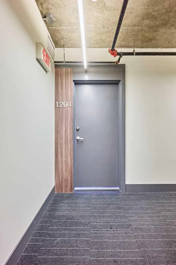 1010 6 Street SW Calgary AB T2R 1B4