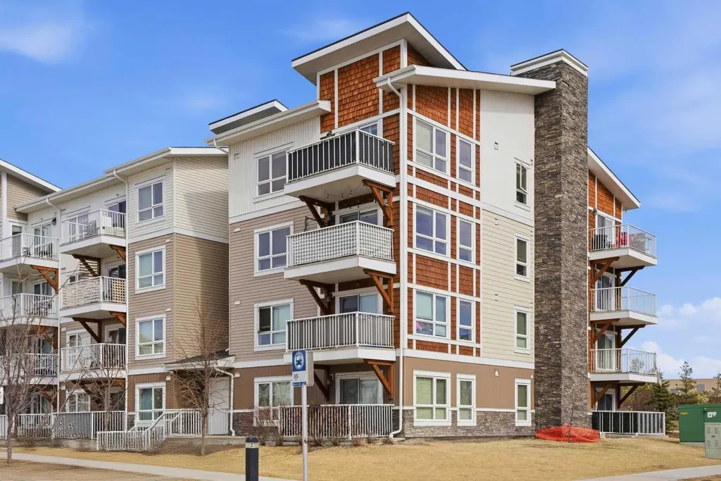 302 Skyview Ranch Drive NE Calgary AB T3N 0P5