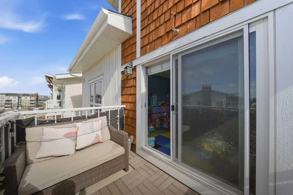 302 Skyview Ranch Drive NE Calgary AB T3N 0P5