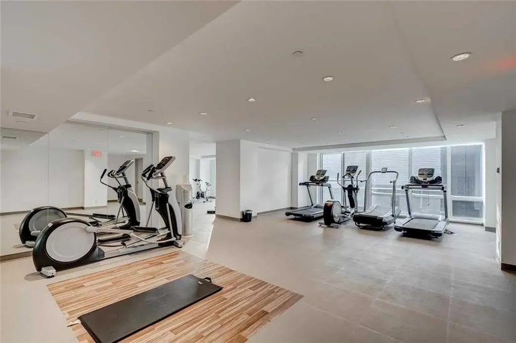 615 6 Avenue SE Calgary AB t2g1s2
