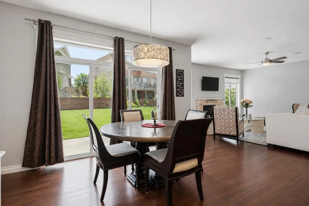 135 Auburn Sound Manor SE Calgary AB T3M 0R9