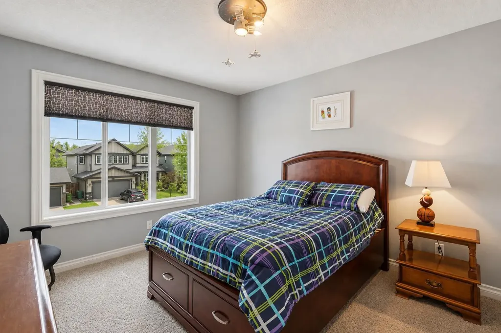 135 Auburn Sound Manor SE Calgary AB T3M 0R9