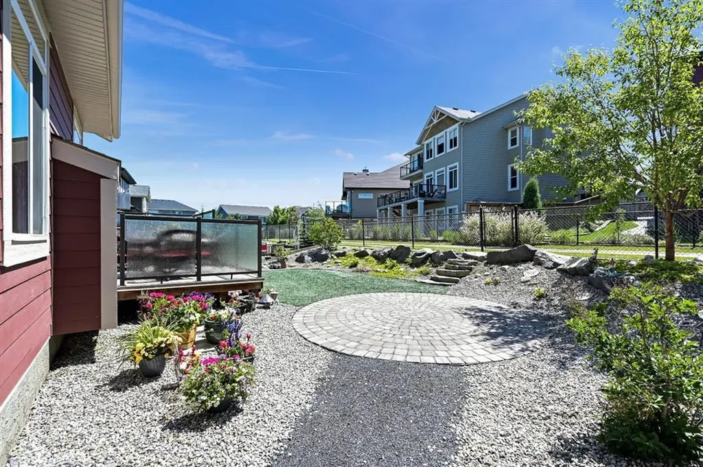 135 Auburn Sound Manor SE Calgary AB T3M 0R9