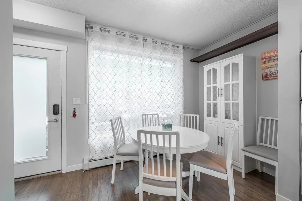 1740 9 Street NW Calgary AB T2M 4Z5
