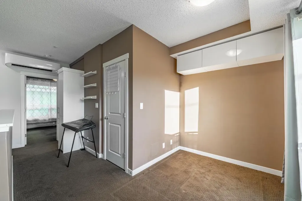 1740 9 Street NW Calgary AB T2M 4Z5
