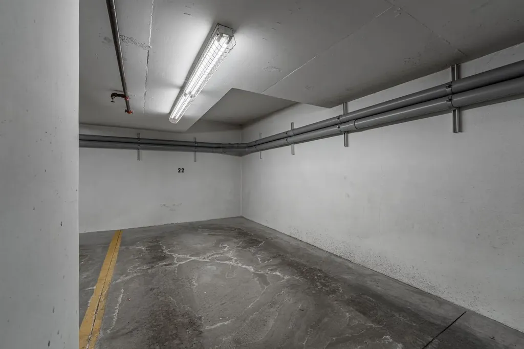 1740 9 Street NW Calgary AB T2M 4Z5