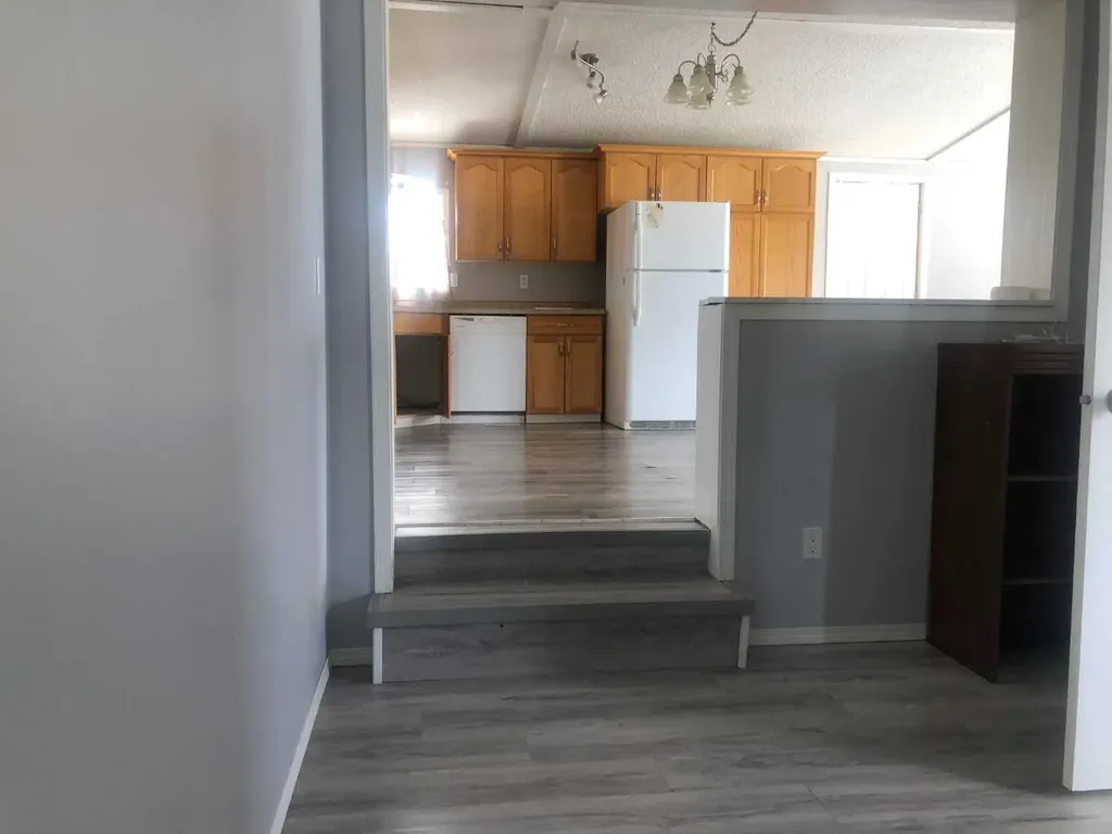 9917 106a Street High Level AB T0H 1Z0
