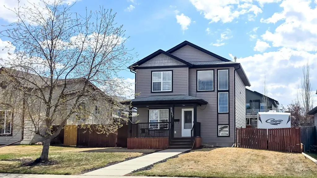 5837 Park Street Blackfalds AB T4M 0G1