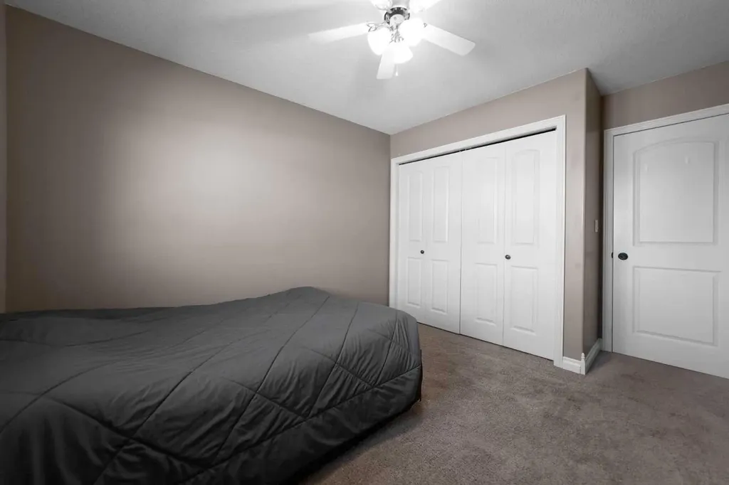 5615 45 Avenue W Forestburg AB T0B 1N0