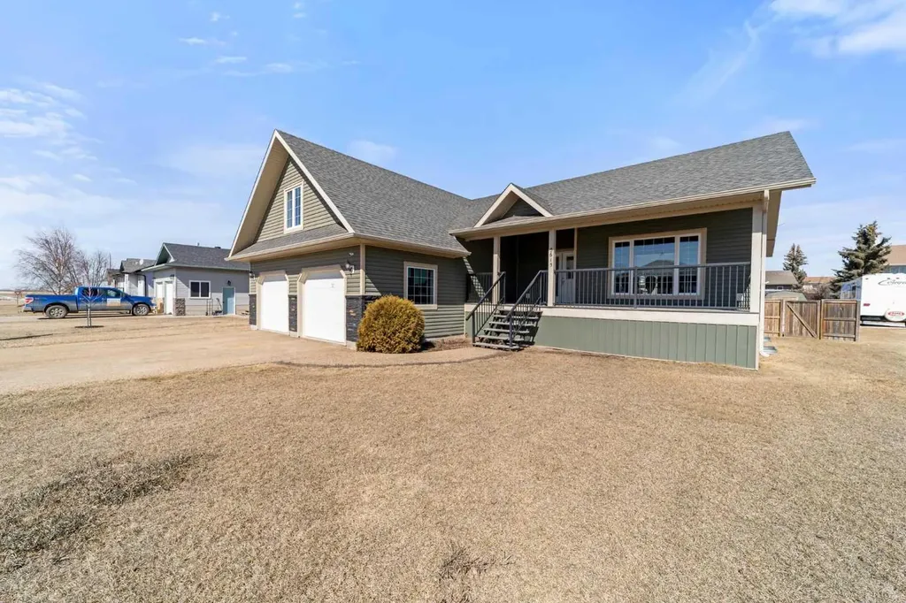 5615 45 Avenue W Forestburg AB T0B 1N0