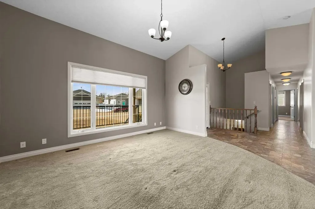 5615 45 Avenue W Forestburg AB T0B 1N0