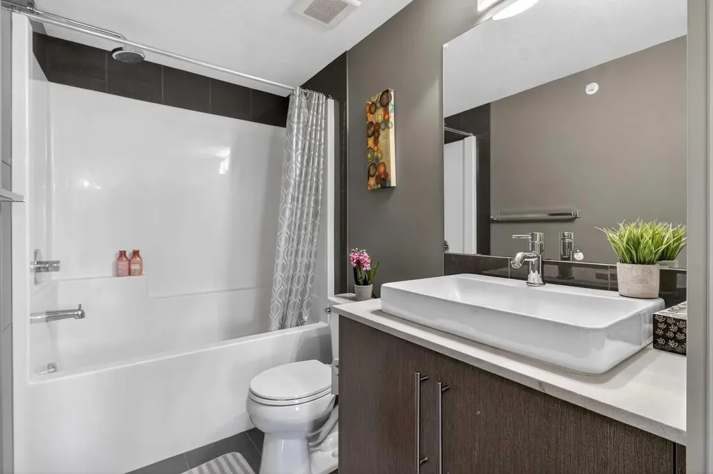 302 Skyview Ranch Drive NE Calgary AB T3N 0P5