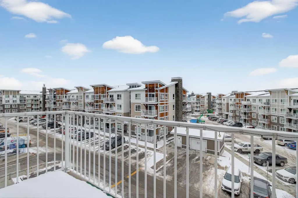 302 Skyview Ranch Drive NE Calgary AB T3N 0P5