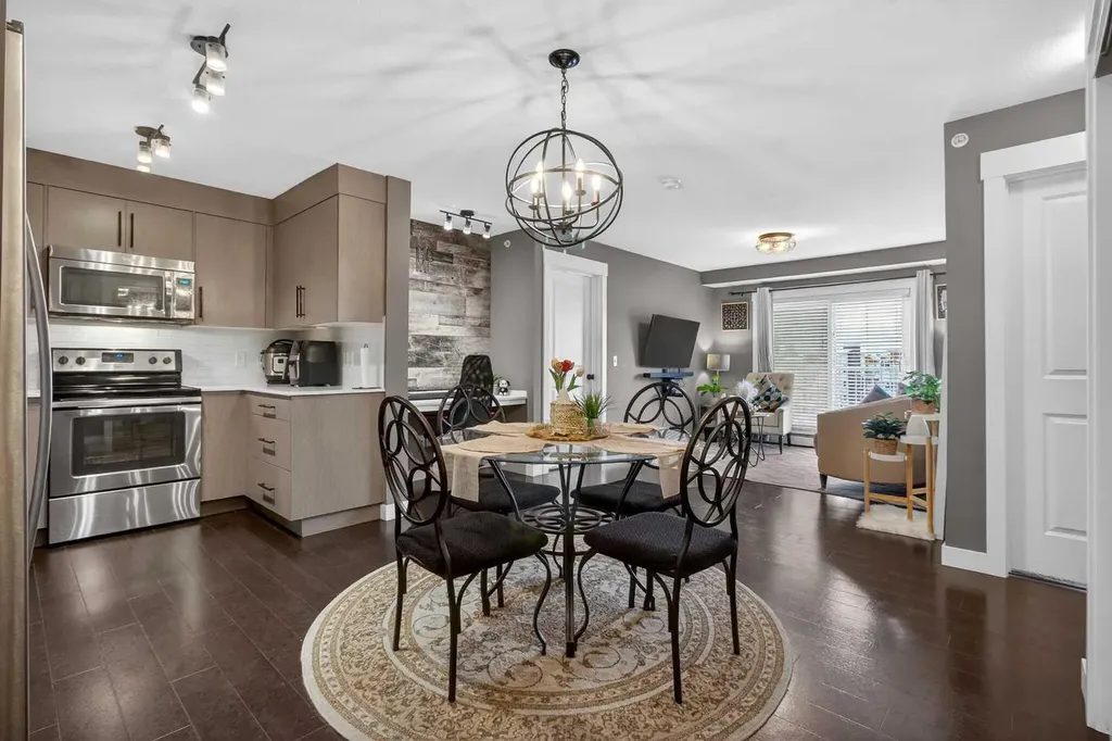 302 Skyview Ranch Drive NE Calgary AB T3N 0P5